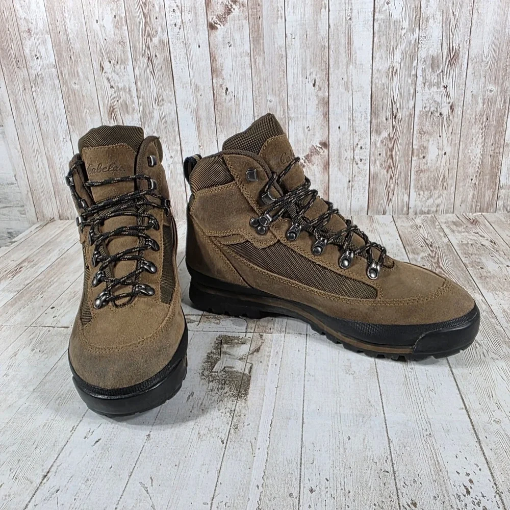 Cabelas Dry-Plus Hiking Boots Mens 9D Brown Suede Waterproof Trail 81-2860